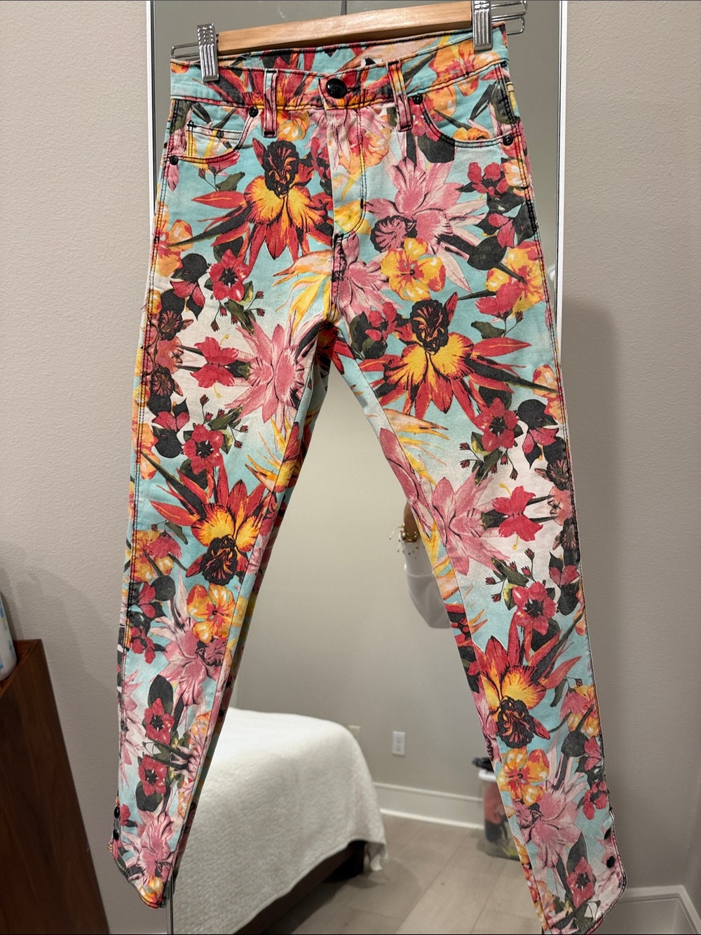 Floral Mid/ Low-Rise Skinny Jeans in Aqua, Pink & Yellow SZ 0